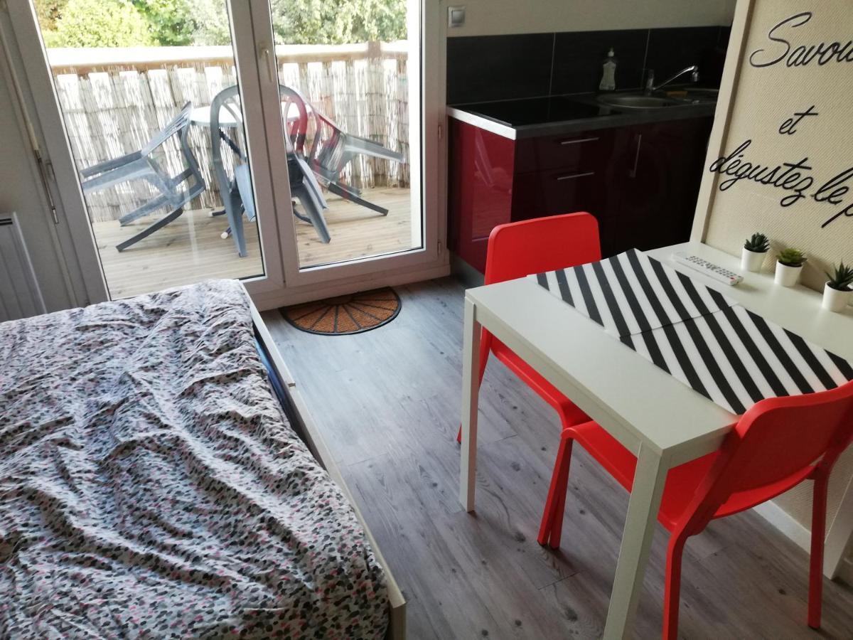 Charmant Studio Bord De Mer Ouistreham Exterior foto